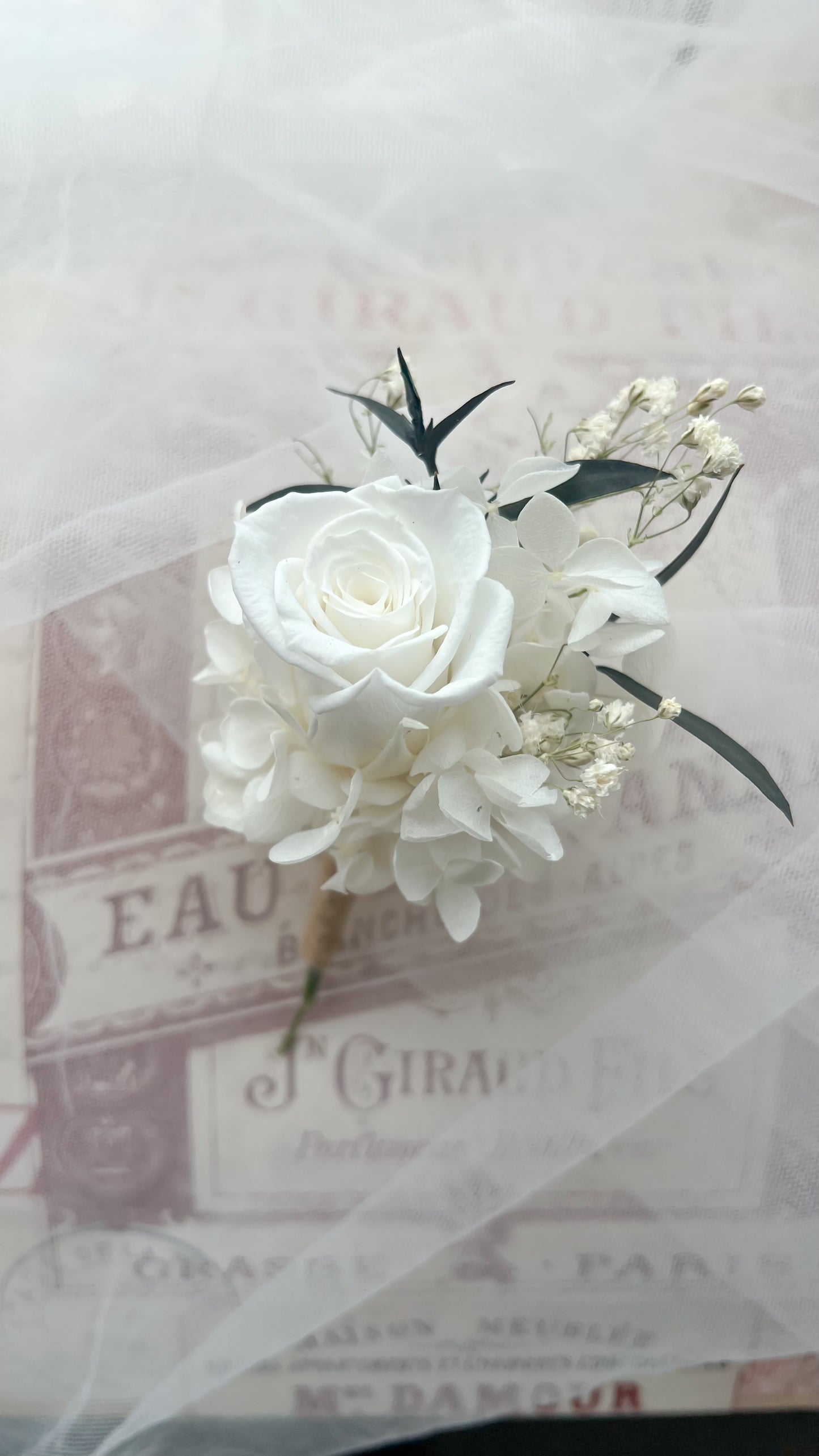 White Rose Boutonniere, Floral Corsage Buttonhole with Eucalyptus and Hydrangea, Grooms Buttonhole Wedding Accessories