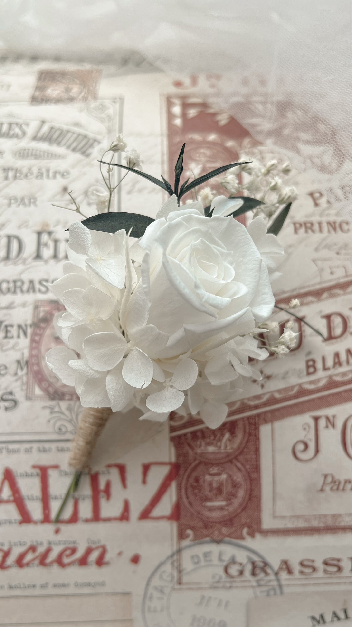 White Rose Boutonniere, Floral Corsage Buttonhole with Eucalyptus and Hydrangea, Grooms Buttonhole Wedding Accessories