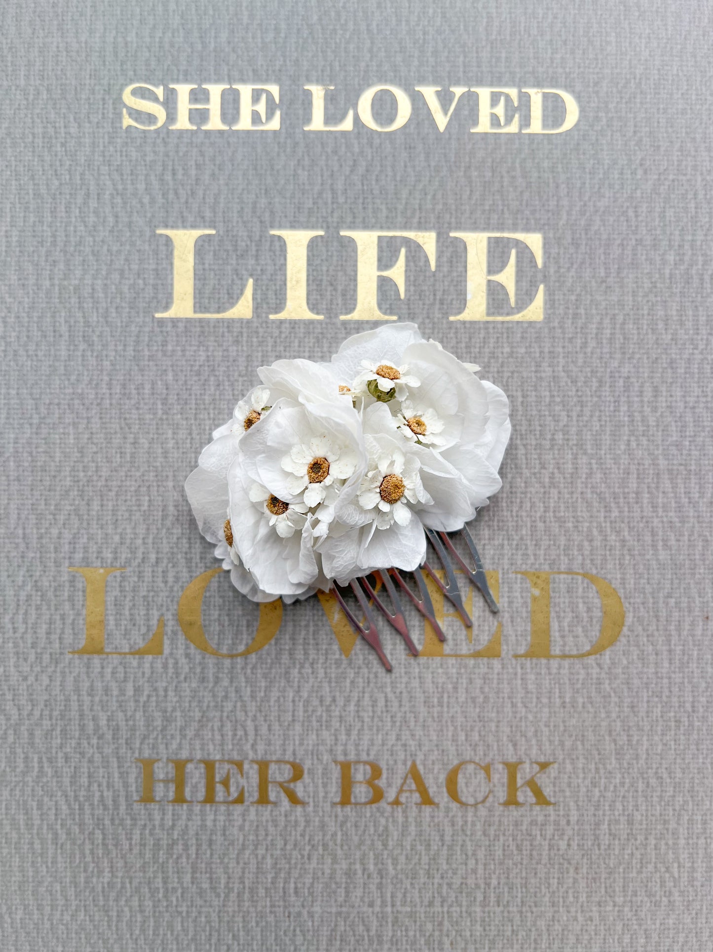 Dried Daisy Headpiece for Wedding with Preserved Hydrangeas