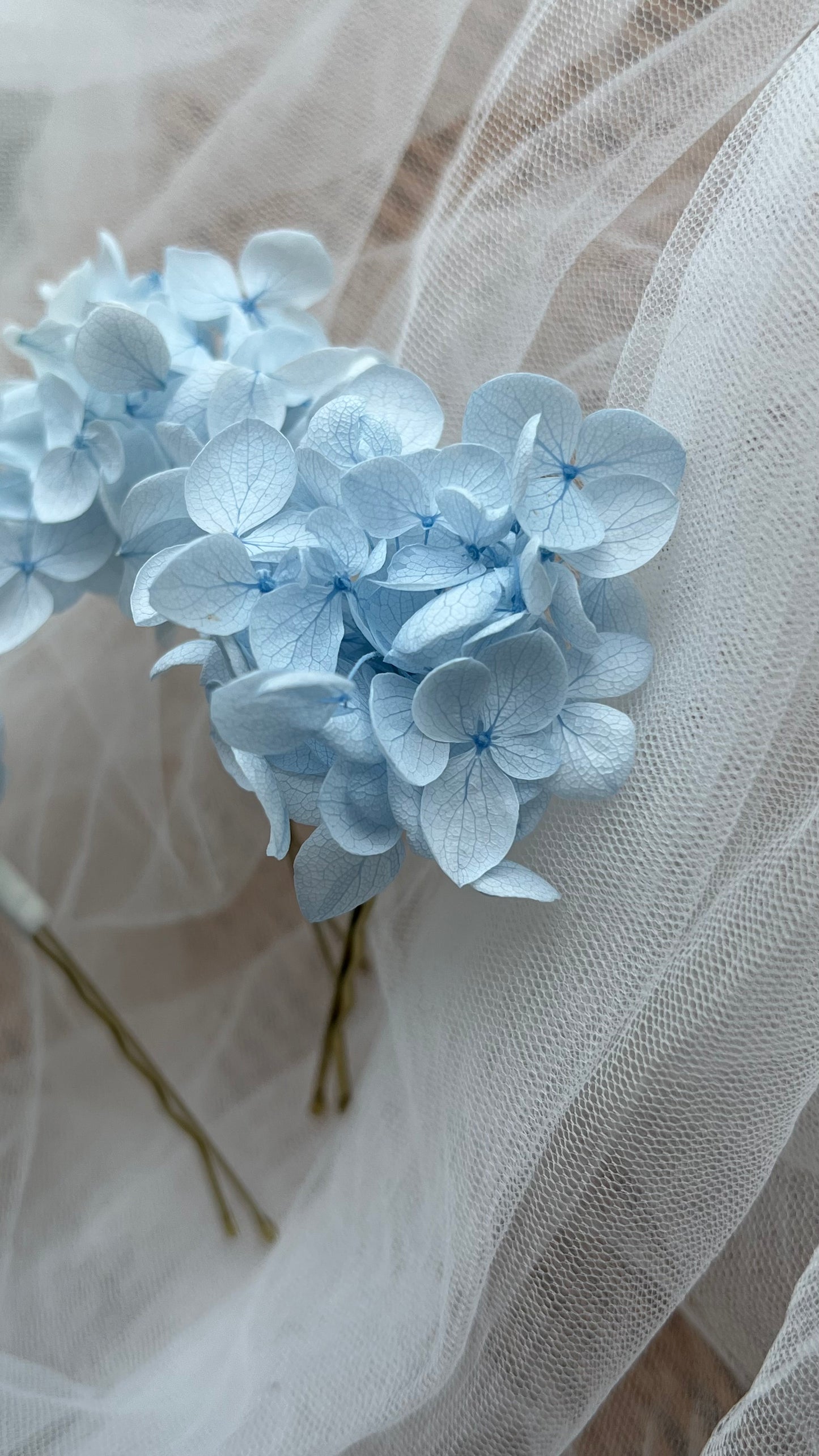 Light Blue Floral Hair Pins for Brides, Bridal Headpiece Something Blue Wedding Accessories