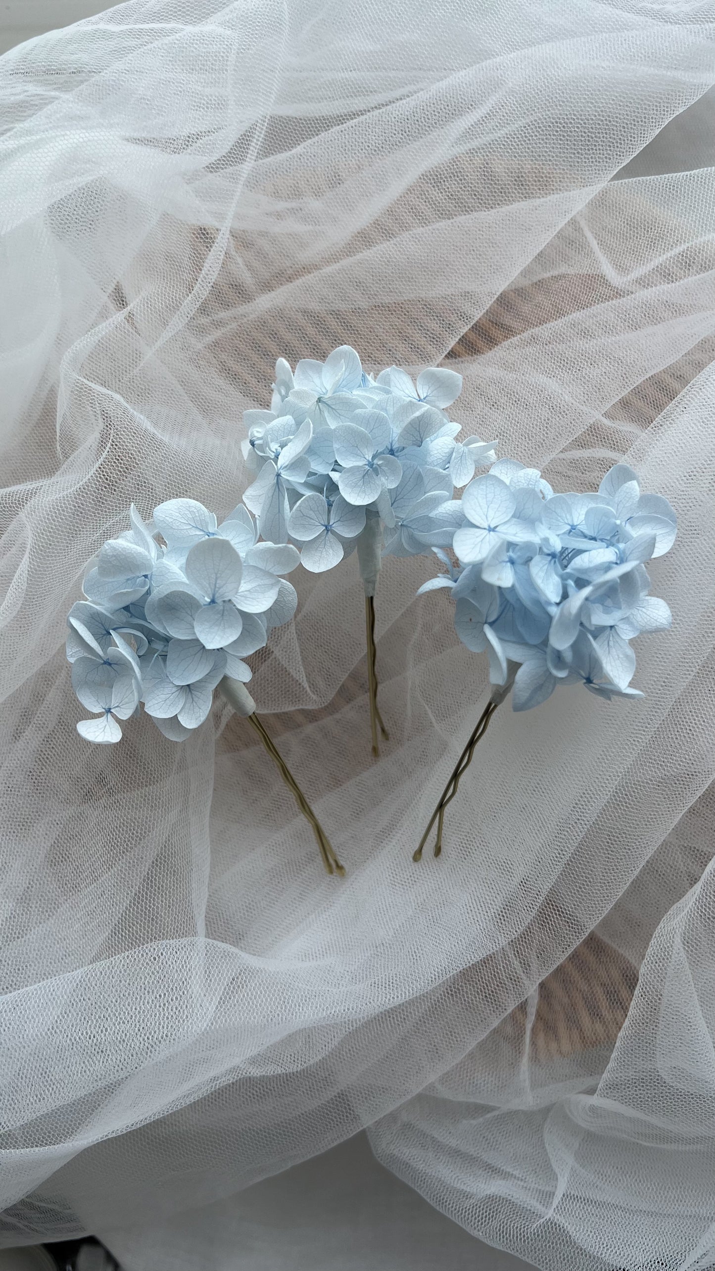 Light Blue Floral Hair Pins for Brides, Bridal Headpiece Something Blue Wedding Accessories
